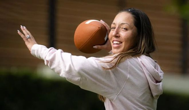 首秀背后的 首秀背后的