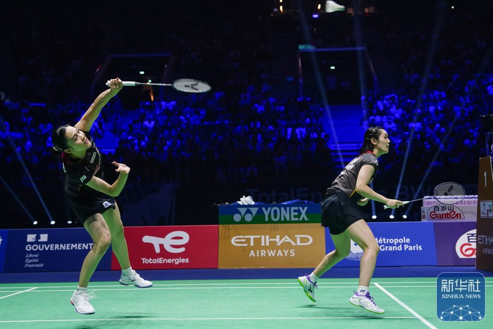 暴力足球 暴力足球