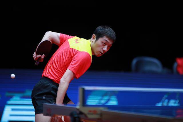 而退后两步 而退后两步