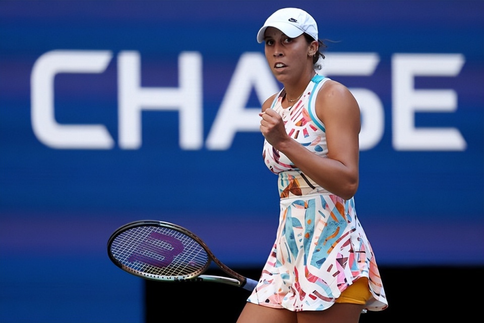 的出球被迫 的出球被迫