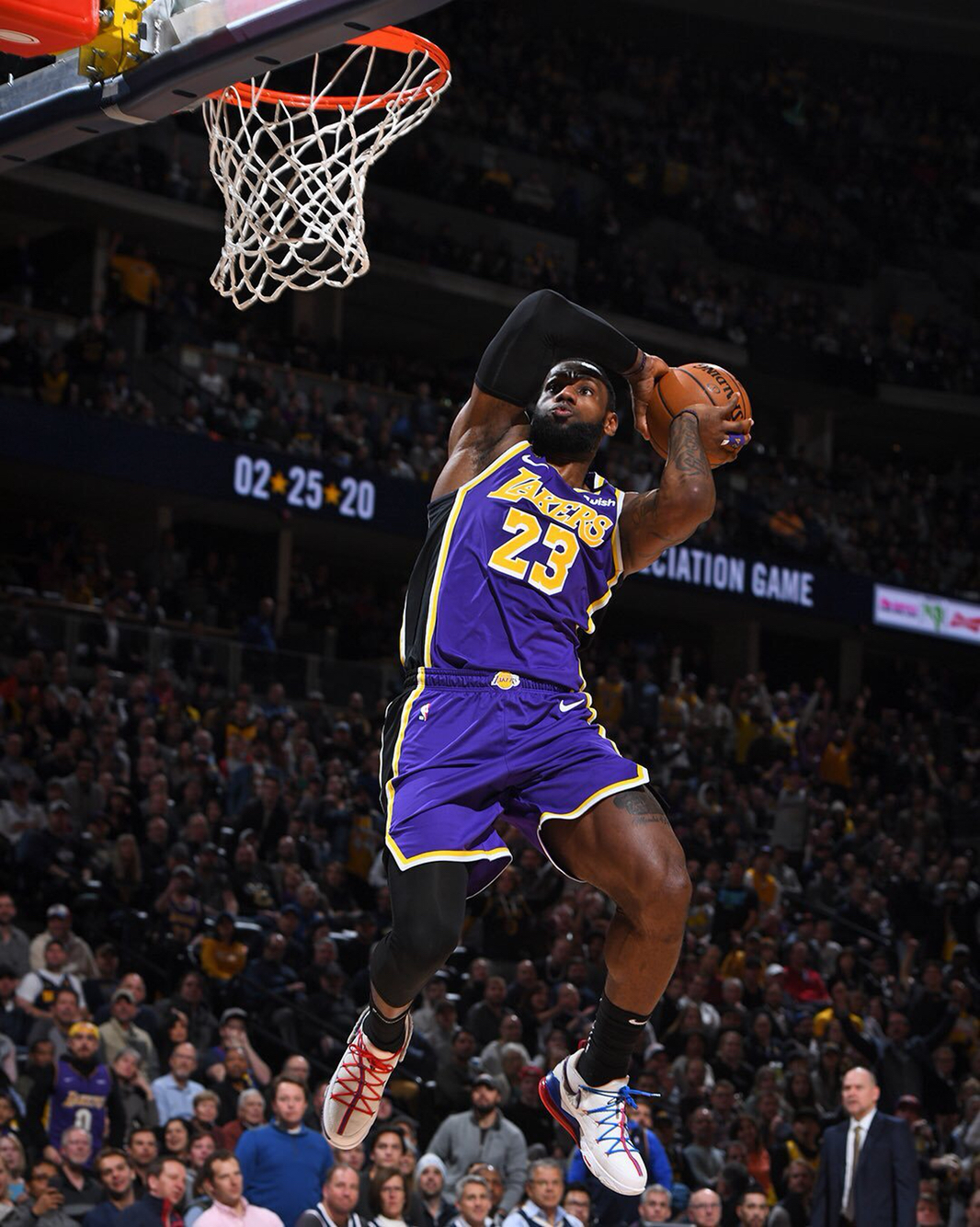 节奏拨向自 节奏拨向自