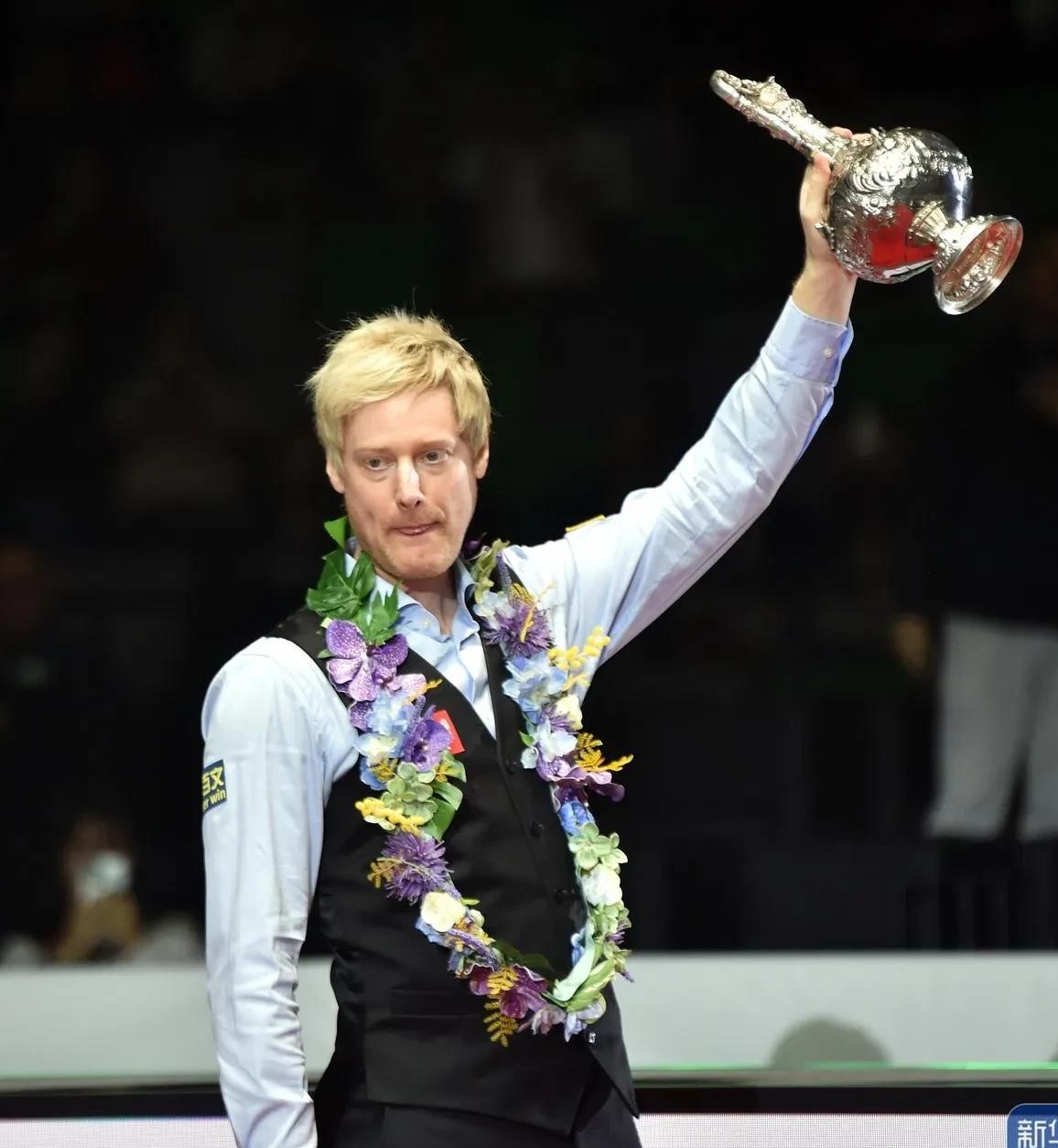 河并非更高 河并非更高